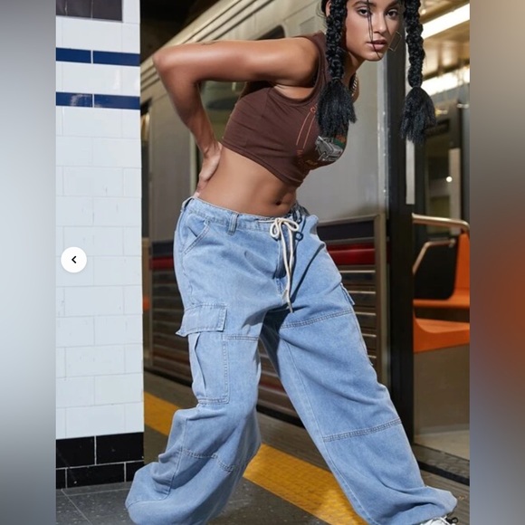 NWOT blue low rise cargo jeans size L - Picture 5 of 5